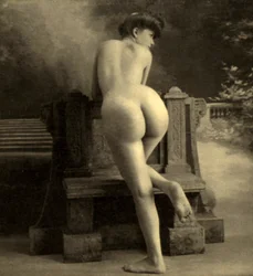 Desnudo femenino, c.1900