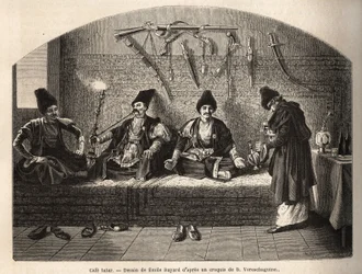 Dentro de un café tártaro en Schoucha (Transcaucasia, Rusia), donde los hombres se reúnen para beber té y fumar shisha. Grabado para ilustrar el viaje en las provincias del Cáucaso, por Basile Vereschaguine, en 1864-1865, publicado en "le tour du monde", b