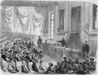 Apertura de cursos para niñas en la Sorbona en 1867. Grabado del dibujo de Mr. Lix