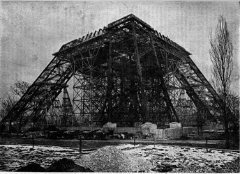 Estado de la construcción de la Torre Eiffel en París a principios de marzo de 1888. Grabado en el diario "La juventud".