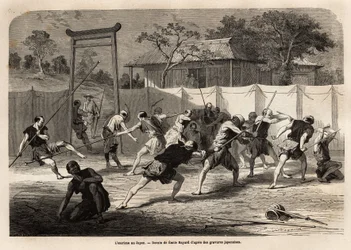 El entrenamiento de guerreros japoneses en combate con espada y lanza, en una especie de arena rodeada de lona estirada. Grabado para ilustrar el viaje a Japón en 1863-1864, por Aime Humbert, ministro de la Confederación Suiza, en “Le tour du monde, nouvea