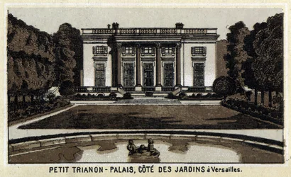Vista del Pequeño Trianón en los jardines de Versalles.