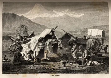 Campamento bohemio. Grabado para ilustrar el viaje en las provincias del Cáucaso, por Basile Vereschaguine, en 1864-1865, publicado en “Le tour du monde, nouveau journal des voyages”, editado por Edouard Charton
