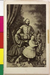 Emperador de Austria con su familia Francisco José I