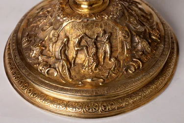 Orfebrería. Cáliz. Donación del canónigo A. Le Vaillant de la Bassarderie, decano del capítulo catedralicio 1726 a 1758. Siglo XVIII. (detalle)