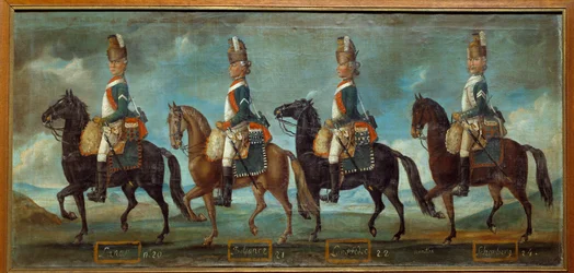 Uniformes militares de dragones, según la orden de 1779: regimientos de Lanan (n. 20), Belsunce (n. 21), Languedoc (n. 22), Schomberg (n. 24)