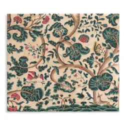 Uno de un par de paneles de trabajo de crewel