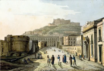 Vista de la strada del molo y el Castel Sant