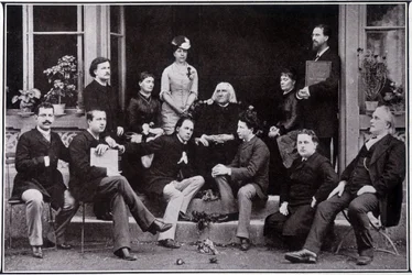 Franz Liszt (1811-1886), en Weimar, en el círculo de sus alumnos favoritos