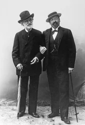 Giuseppe Verdi, compositor italiano (1813-1901), y el tenor Francesco Tamagno (1850-1905) en Montecatini a finales del siglo XIX