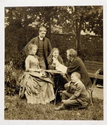 Gustave Eiffel con su familia. Fotografía 1882