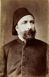 Imperio Otomano: “Retrato de Ahmet Mithat Pasha (o Ahmed Midhat pasha) (1822-1883) reformador y estadista turco” Fotografía Ankara, Sociedad Histórica Turca. Turquía