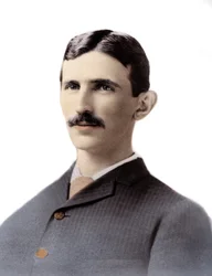 Retrato de Nikola Tesla Ingeniero, físico e inventor serbio de origen croata