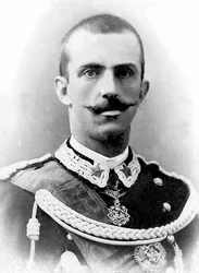 Retrato de Victor Emmanuel III de Italia (1869-1947), Rey de Italia de 1900 hasta su abdicación en 1946.