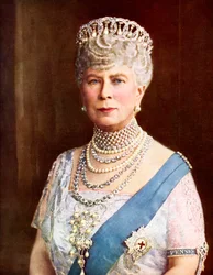 Reina María, consorte del Rey Jorge V, María de Teck, Victoria María Augusta Luisa Olga Paulina Claudina Inés