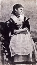 Teresina Brambilla (1845-1921) con traje de escena
