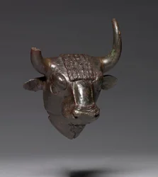Adjunto de cabeza de toro, c.700-600 a.C.
