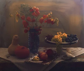 Naturaleza muerta con frutas de otoño
