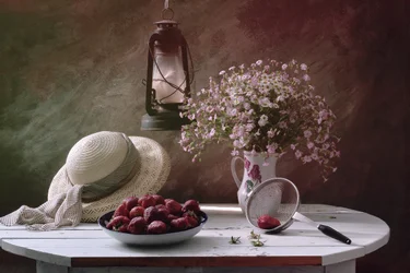 Naturaleza muerta con fresas de verano
