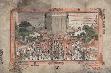 Gente entrando en un gran templo. Fuera hay puestos de comercio. Grabado de una pintura en un marco con pies, c1770. Utagawa Toyoharu (1735-1814) Artista japonés de Ukiyo-e. Multitud Religión Culto