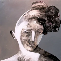 Mujer abstracta y misteriosa