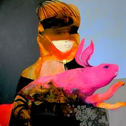 La mujer misteriosa y el conejo rosa
