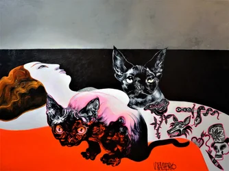 Gatos esfinge y una mujer