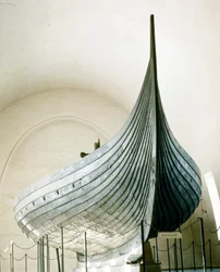 Barco vikingo (drakkar) de Gokstad cerca de Oslo. Museo Oslo Bygdoy, Noruega.