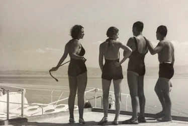 Pasajeros a bordo del Oceania, del álbum 