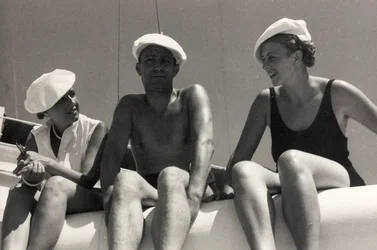 Pasajeros a bordo del crucero "Oceania", del álbum "At the Edge of Oceania 28th July to 10th August 1935".