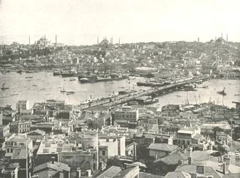El puente de Gálata sobre el Cuerno de Oro, Constantinopla, Imperio Otomano