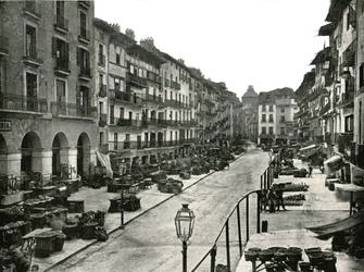 La plaza del mercado, Zaragoza, España, 1895