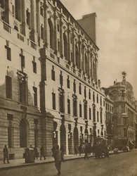 Edificios representativos del Nuevo Londres en Moorgate Street, c. 1935