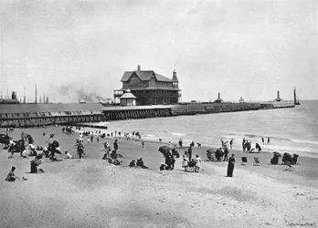 El muelle, Lowestoft, c. 1896