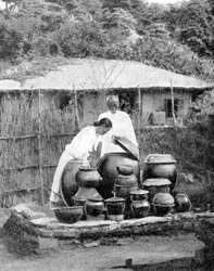 Habitantes de Corea vestidos de blanco, 1936