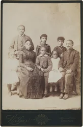 Retrato de familia,c. 1890 (foto)