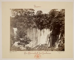 Cascada en Yokohama.