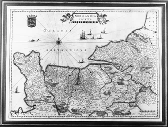 Mapa de Normandía después de una ilustración de Theatrum Orbis Terrarum sive Atlas Novus por Willem y Joan Blaeu, placa que representa Normandia Ducatus