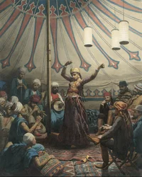 Bailarina egipcia en una carpa, con músicos y espectadores