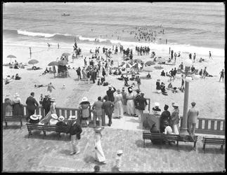 Bañistas y veraneantes, Deal, Nueva Jersey, julio de 1916