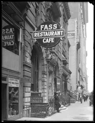 Cartel para Fass Café, 19 W. 31st Street, Nueva York, 14 de junio de 1916