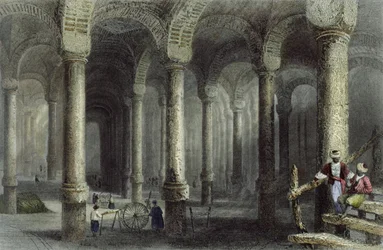 La cisterna de Bin-Veber-Direg, o Los Mil y Uno, Estambul, grabado por J. Carter, c.1850