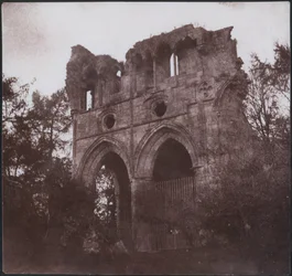 La tumba de Sir Walter Scott, en la abadía de Dryburgh