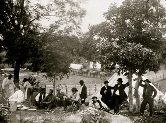 Gettysburg, Pensilvania. Campamento del capitán [John J.] Hoff. 1865 (foto)