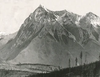 Las Rocosas: Pico Chancellor, Leanchoil, Canadá, 1895