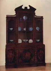 Vitrina de caoba, c. 1760