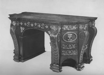 Una de un par de mesas de biblioteca de Jorge II