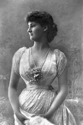 La Duquesa de Leinster, 1890