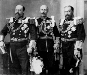 El Príncipe de Gales y sus hermanos en la boda del Duque de York, 6 de julio de 1893