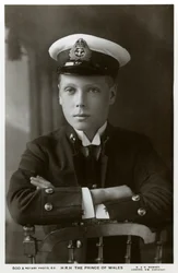 El Príncipe de Gales en uniforme naval, c1910